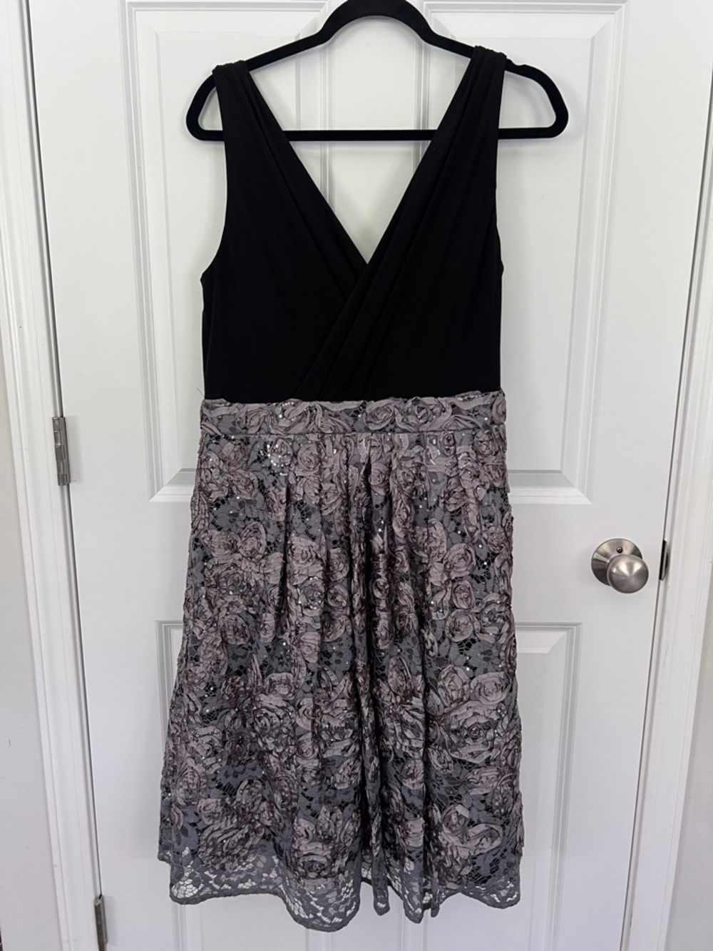 R&M Richards Black Top‎ with Gray Floral Lace Midi Skirt